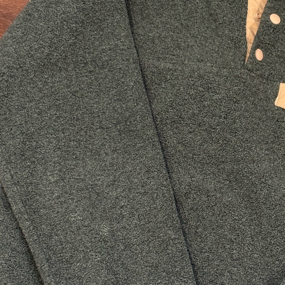 Patagonia Women's Gray and Cream Cowl Sweater - Picture 3 of 14